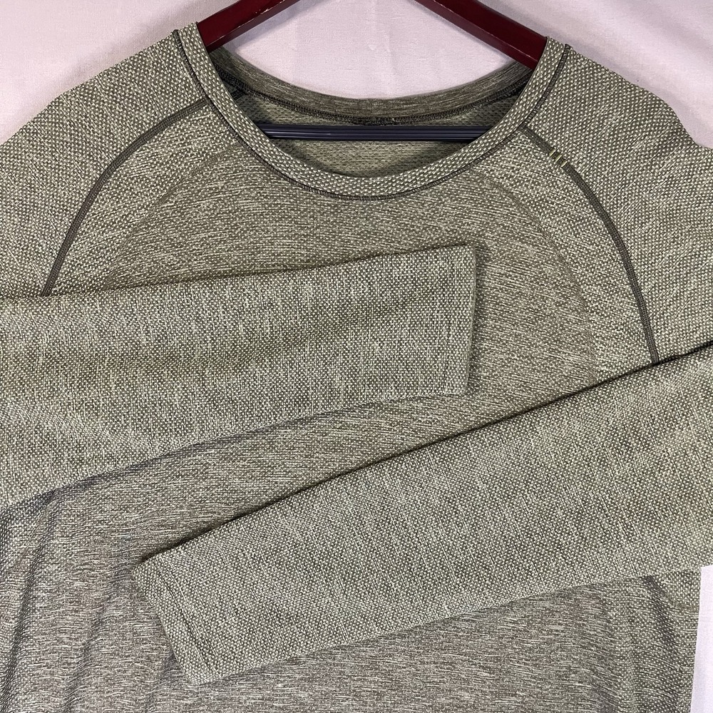 Lululemon Metal Vent Tech Long Sleeve Shirt Mens Green Performance XL